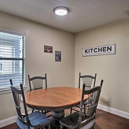 Branson Condo With Pool Access, Walk To Fishing Екстер'єр фото