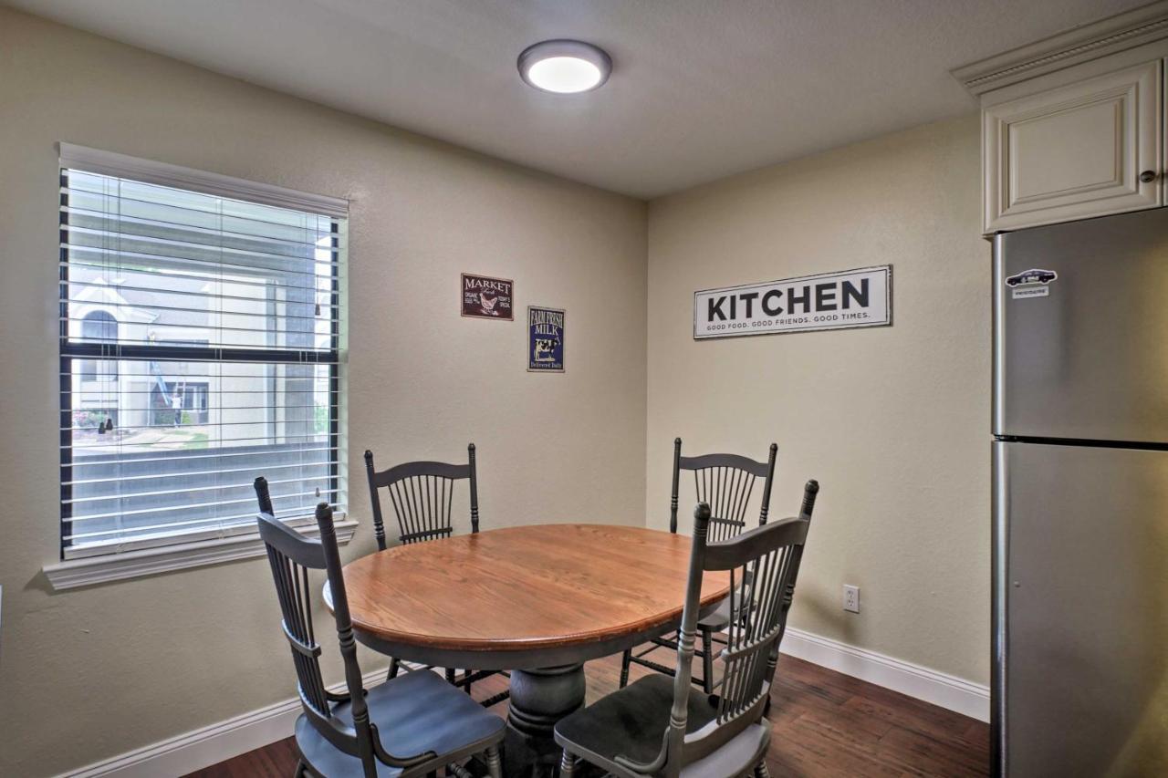 Branson Condo With Pool Access, Walk To Fishing Екстер'єр фото